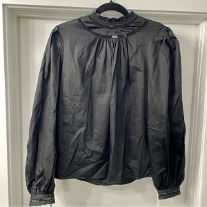 NWT Review black blouse tunic balloon sleeves Sz M lace button